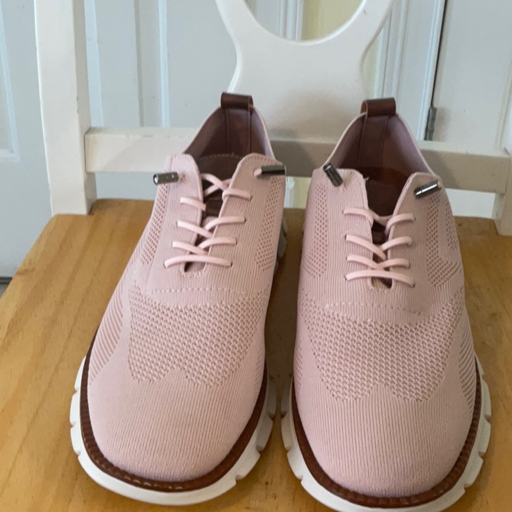 Breeze  Pink Lace-Up Shoes
